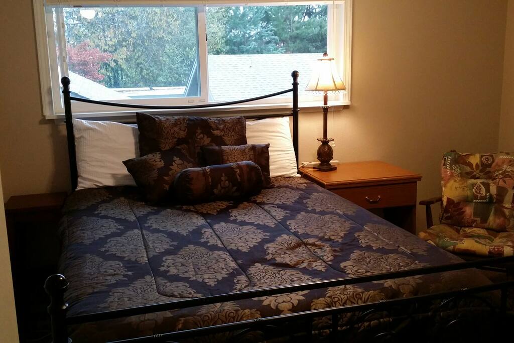 Upstairs guest room