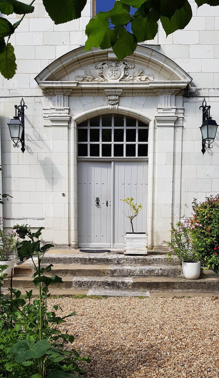 Under the lime trees... Apartments for Rent in Saumur, Pays de la Loire, France Airbnb