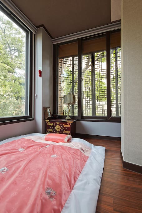 206 bed