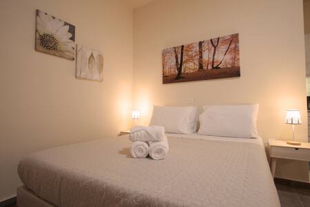 Sylvia's Garden-Studio No1