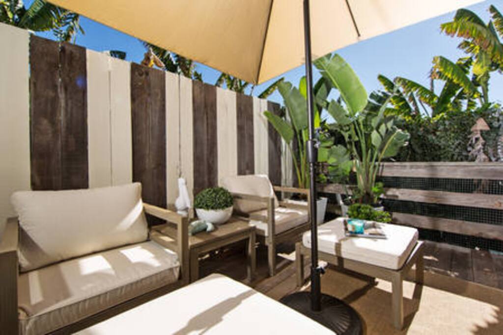 SECOND UNIT PRIVATE PATIO