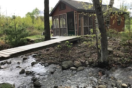 Cabin get-away to Lake George