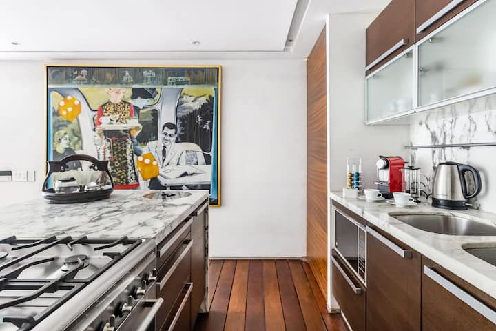 Luxury Loft-Style Apartment in Vibrant Polanco Neighborhood