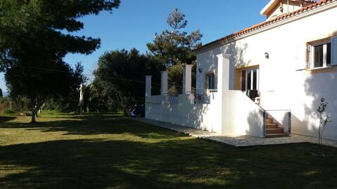 Villa Dionisia, Relaxation with Jacuzzi Retreat