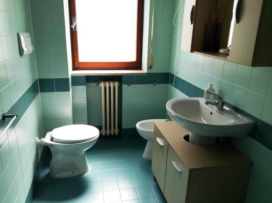 Bagno con ampia vasca
