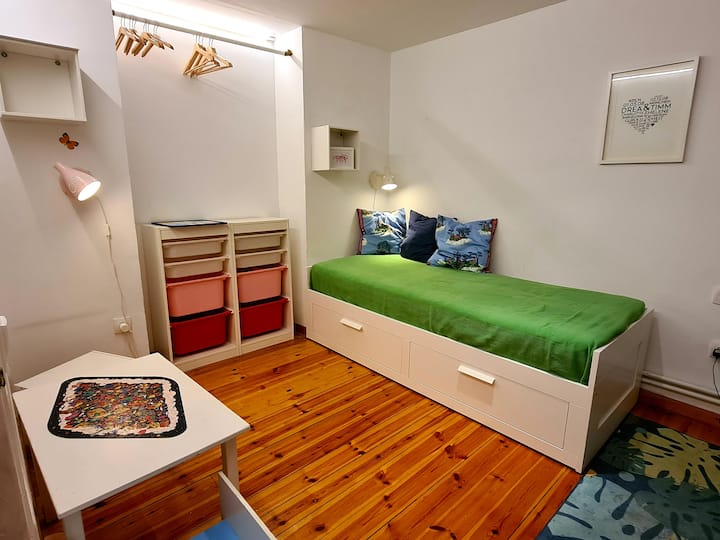 غرفة النوم 2