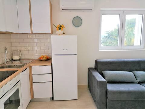 VitaVi- new apartment with terrace, by the sea
