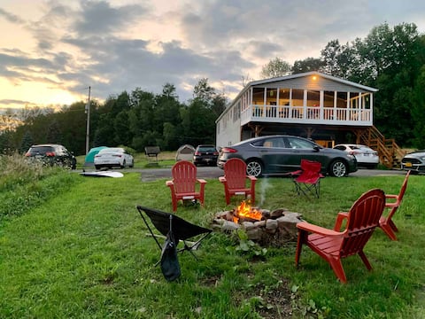 Peaceful Mountain View Getaway