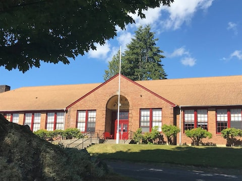 Rainier Schoolhouse