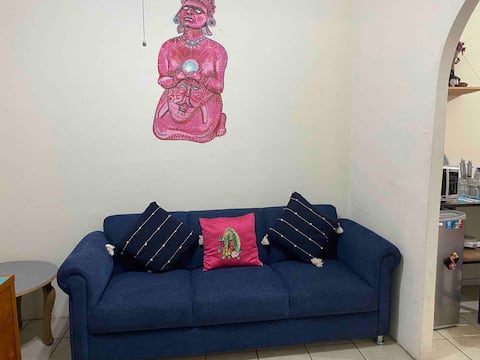 Top Airbnb: DOWNTOWN OAXACA COZY APARTMENT.GREAT LOCATION!!! in Oaxaca