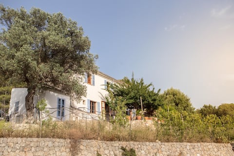 mountain house in Majorca and sea