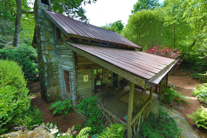 Melrose Cottage Cabins For Rent In Highlands North Carolina
