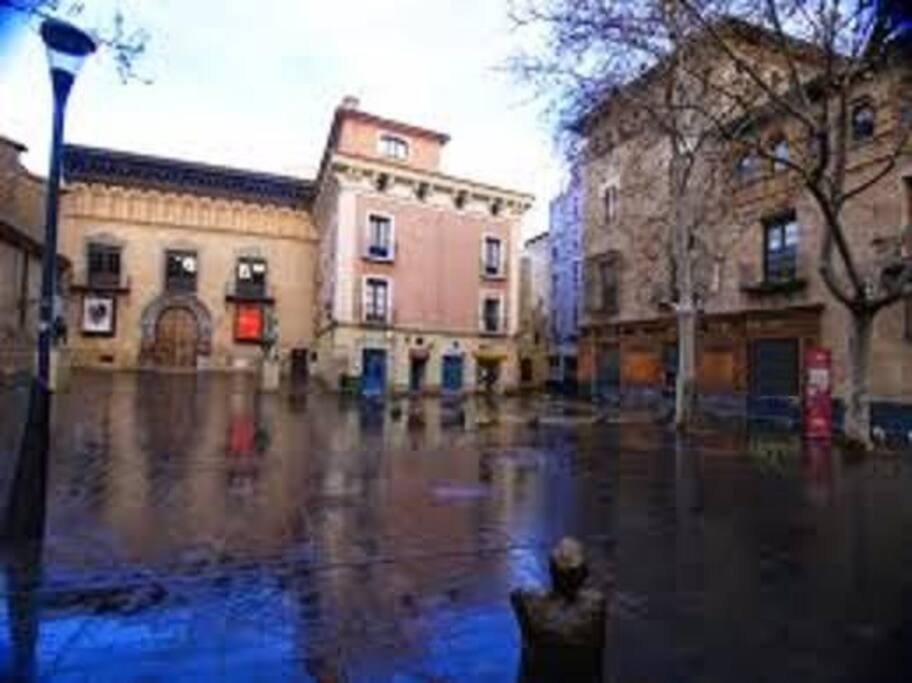 Junto a Plaza San Felipe. En el corazón de la ciudad