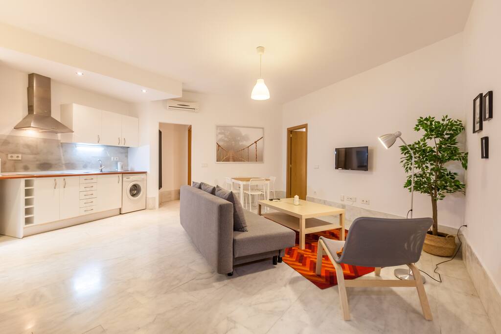 Salón Comedor y Cocina - Living Room and Kitchen