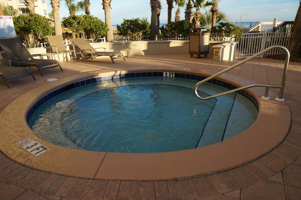 Enjoy A Hot Tub Experience, Complete With Pleasant Gulf Breezes
