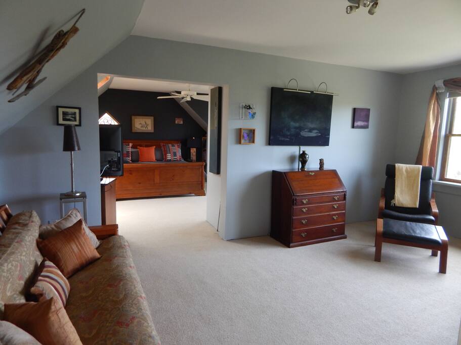 master bedroom with sitting room