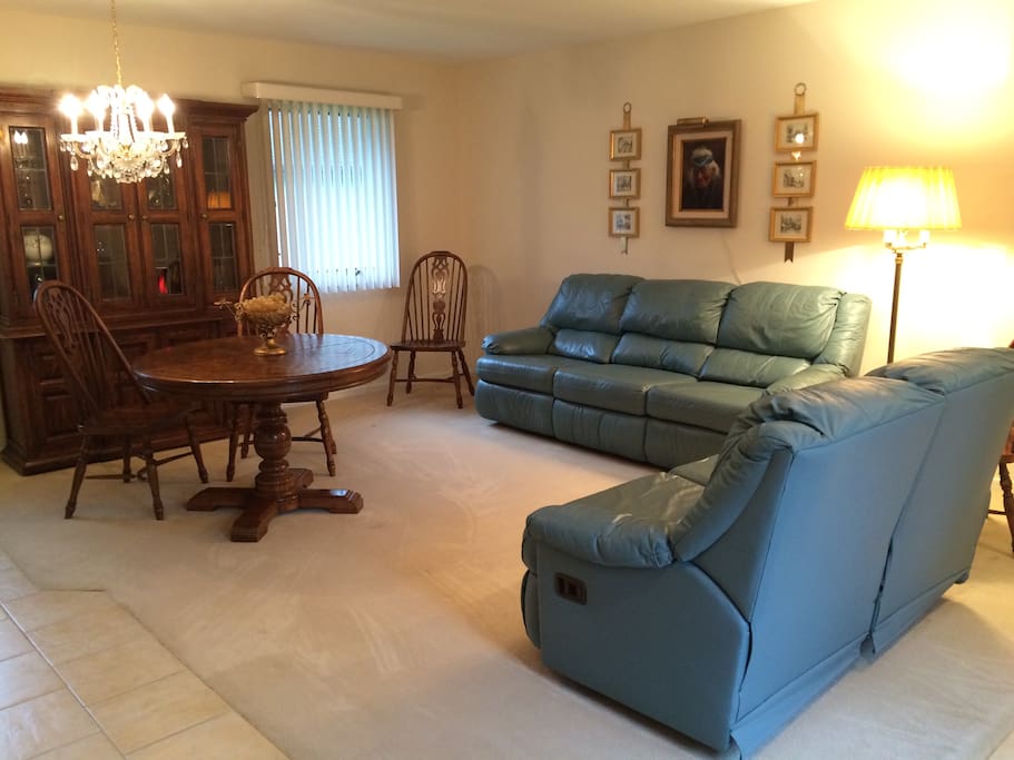Living Room/Dining Room