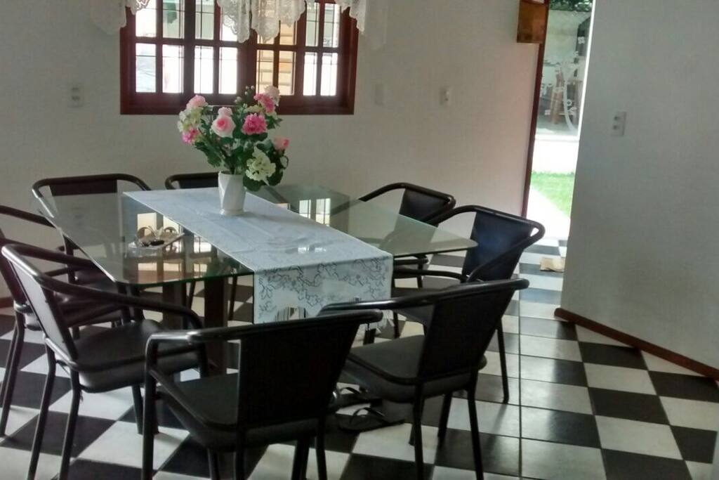 Kitchen - table