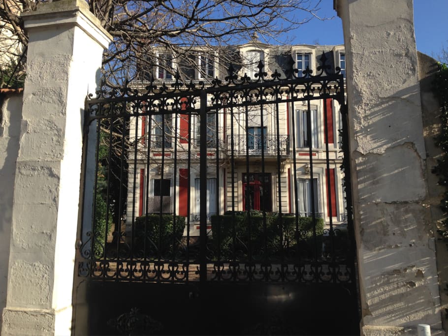 Gated house with private garden