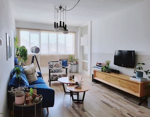 Spacious 3 bedroom apartment in Givatayim