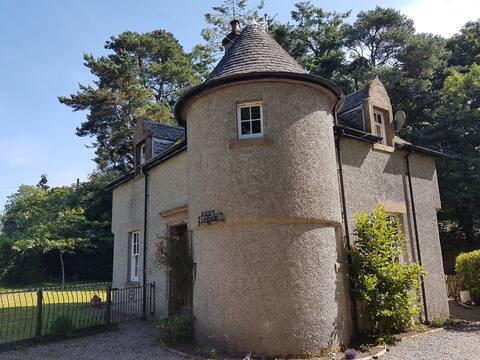 Gorgeous Lodge House, Tir na nOg Holistic Centre