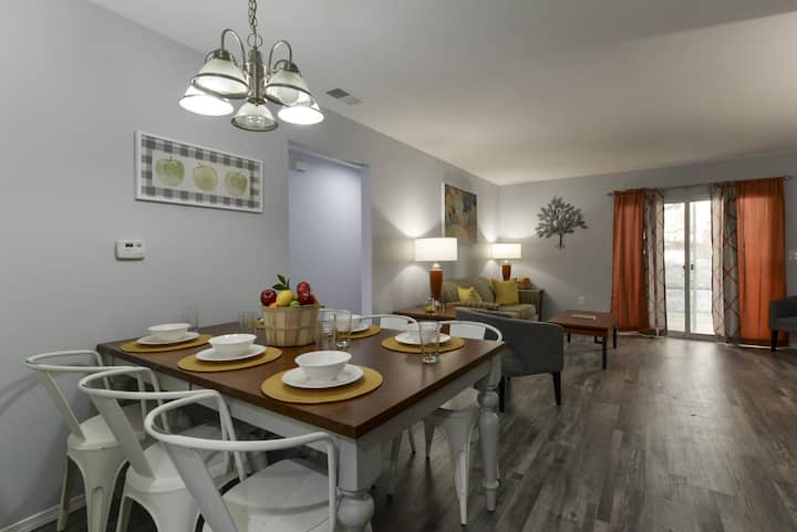 Lemondrop - 1. 5mi A Strip - Moonshine Beach -Piscina - Nuevo / Remodelado - ¡Sin Escaleras! - Branson, MO