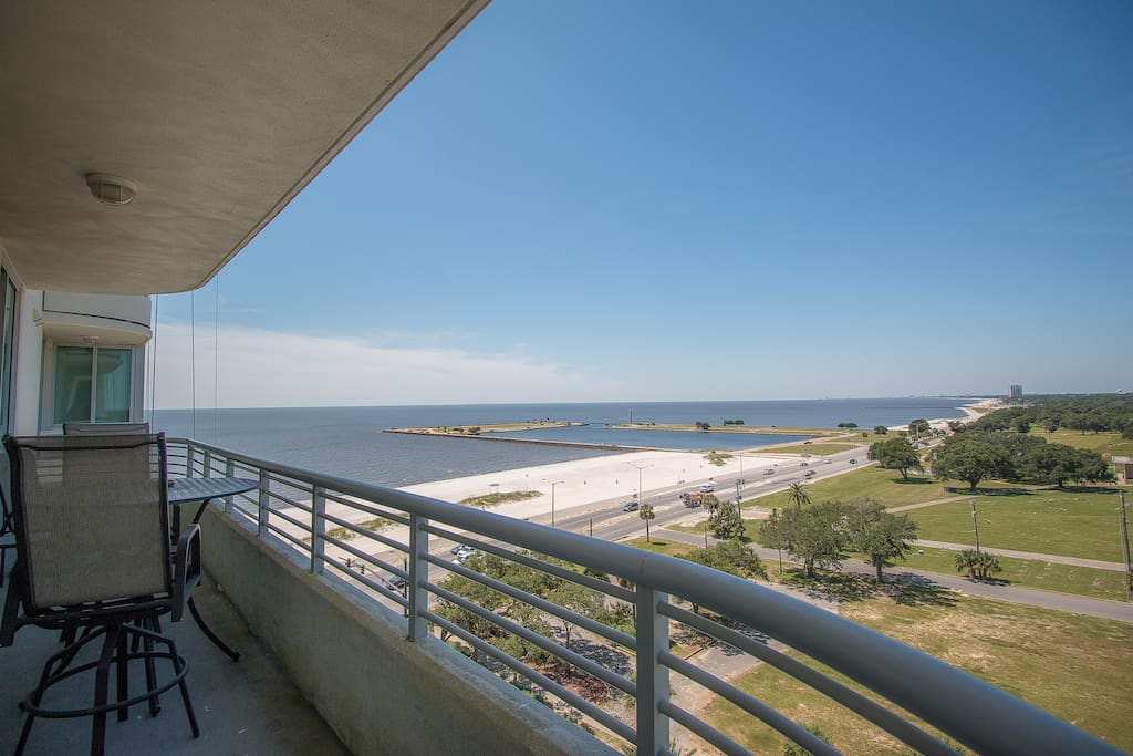 Ocean Club 702