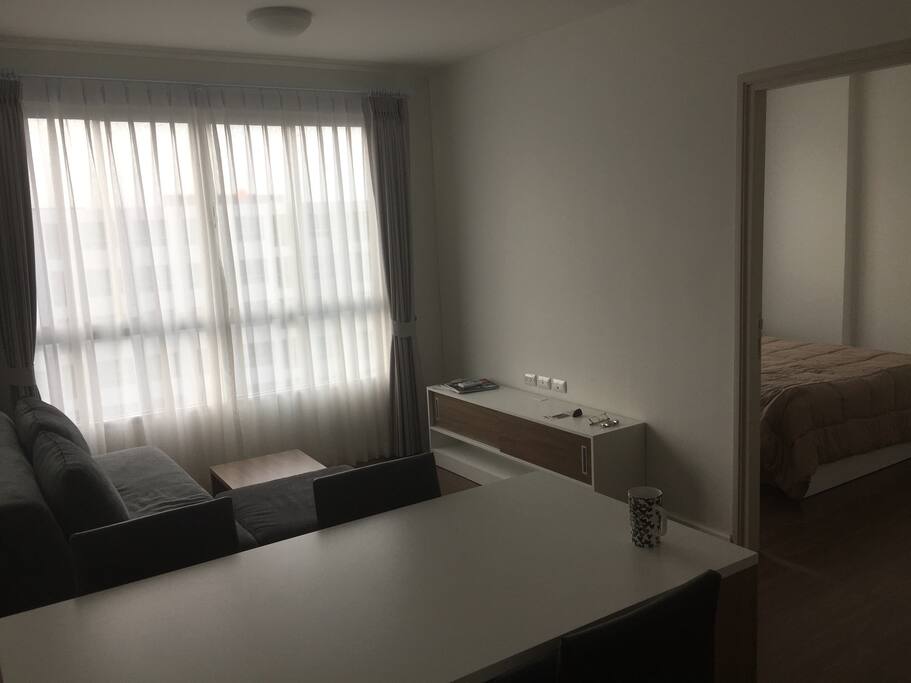 spacious living / dining room