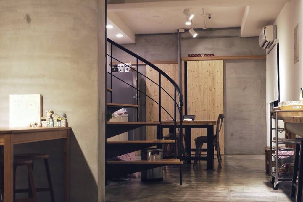 公共空間-客廳、廚房。