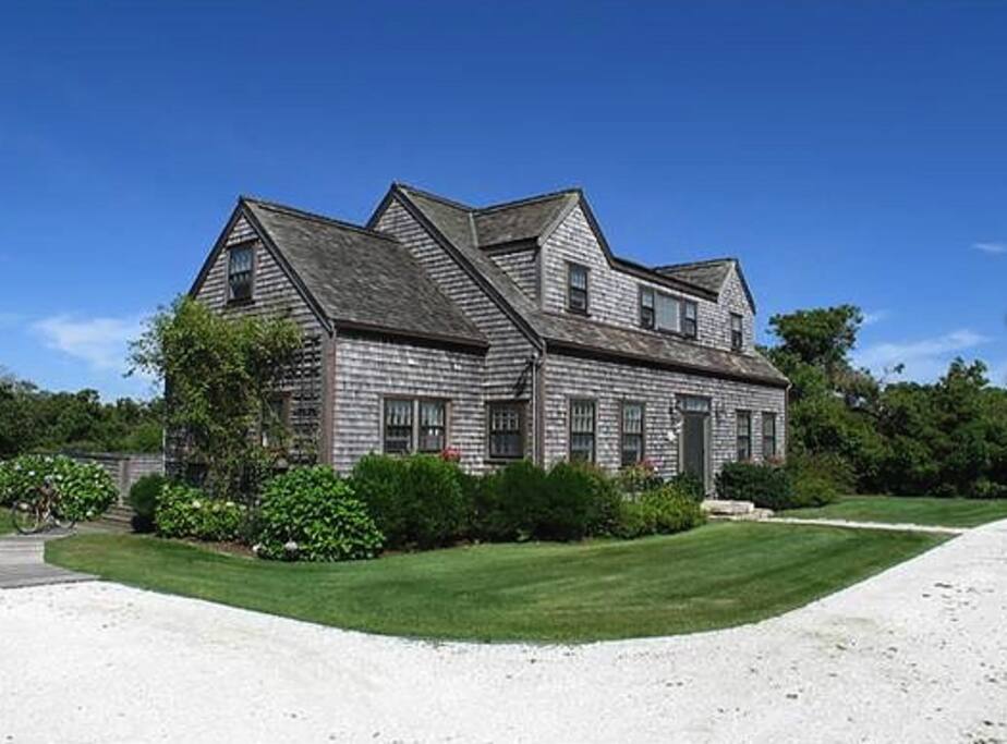 Private Beach House in Surfside Houses for Rent in Nantucket