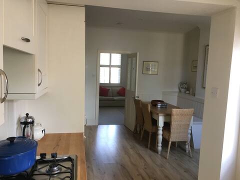 Lovely cottage close to the centre of Yarmouth
