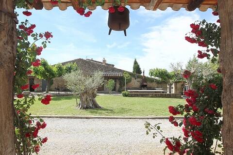 Cottage 4 people Beach Costa Brava 17 km Pool
