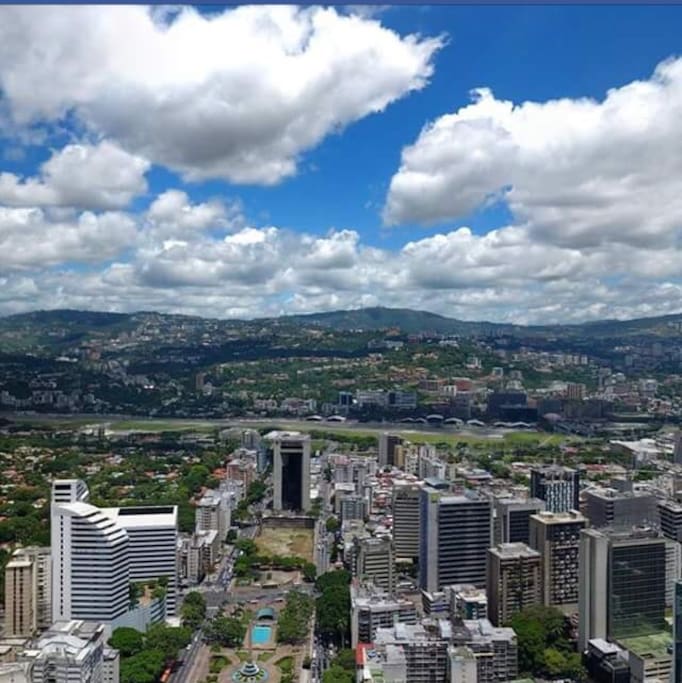 Estamos en La bella Urbanización de Altamira Caracas Venezuela!