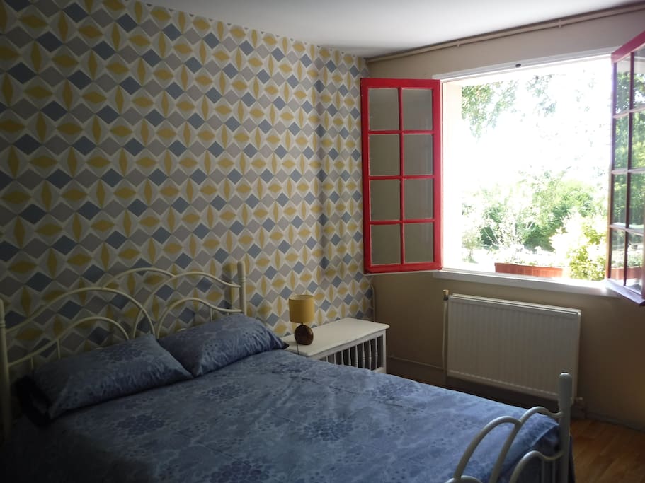 Une chambre avec entrée indépendante