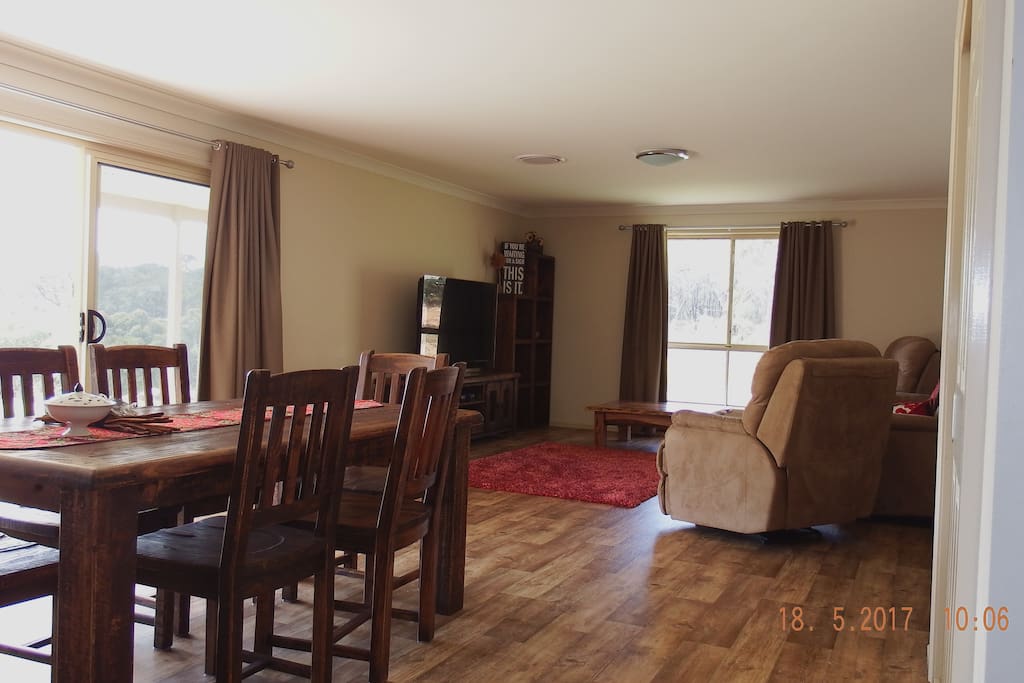 Dining / Lounge