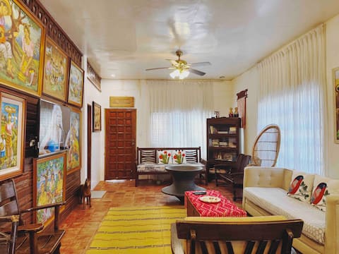 L.U. Beach House:  Beachfront w/ Pool + campsite