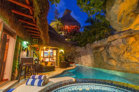 Popular Airbnb listing: Private Beach Hideaway: Casa Marina grotto in Playa Del Carmen