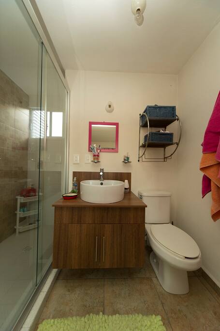 Main bathroom