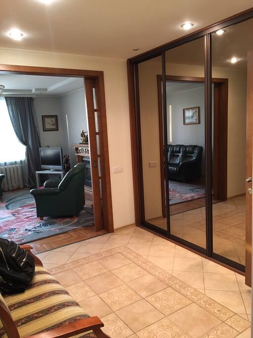 Прихожая/ Entrance hall