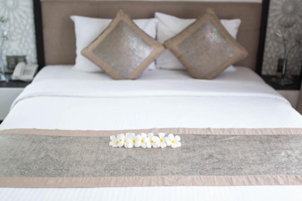A bed for 2 persons