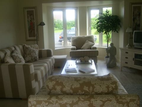 Successful Airbnb property: Clifden. 7 Old School Low Rd. in Clifden
