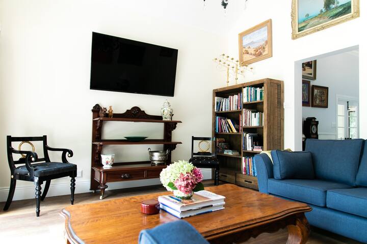 Wiltshire House  Adults Only Stylish Escape - New - Castlemaine