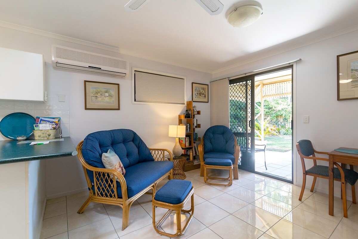 Popular Airbnb listing: Bronnie's on Bribie in Bongaree