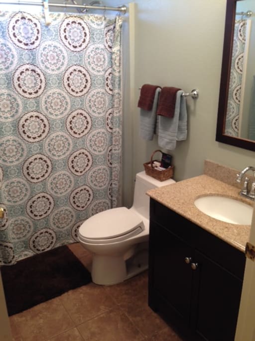 Newly remodeled bathroom with tub/shower, All linens included