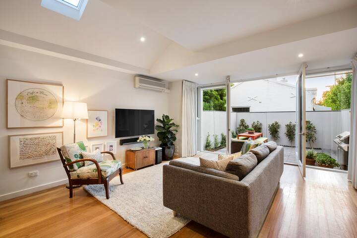 BEAUTIFUL TERRACE HOUSE gallery image 3