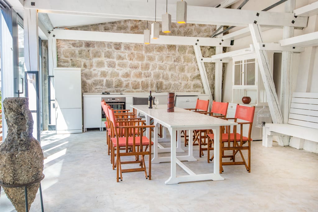 Summer kitchen dining room