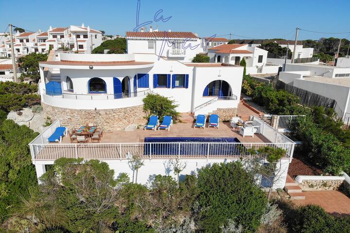 La Mar | Front line villa with Sea and Beach views gallery image 3