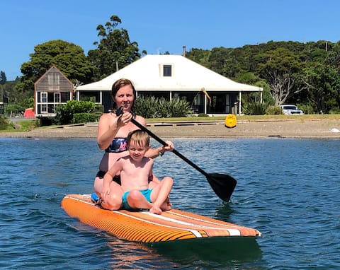Absolute Beach Front -Tutukaka's slice of heaven
