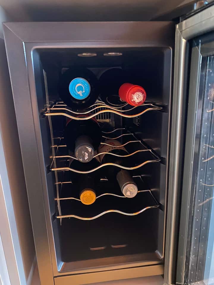 Vinhos e espumantes de procedência. Valor na etiqueta 