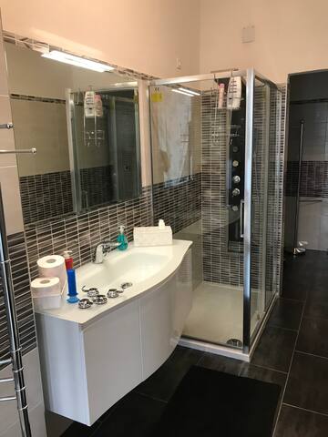 B&B Appartamento Anna 2 Fiera Fico gallery image 3